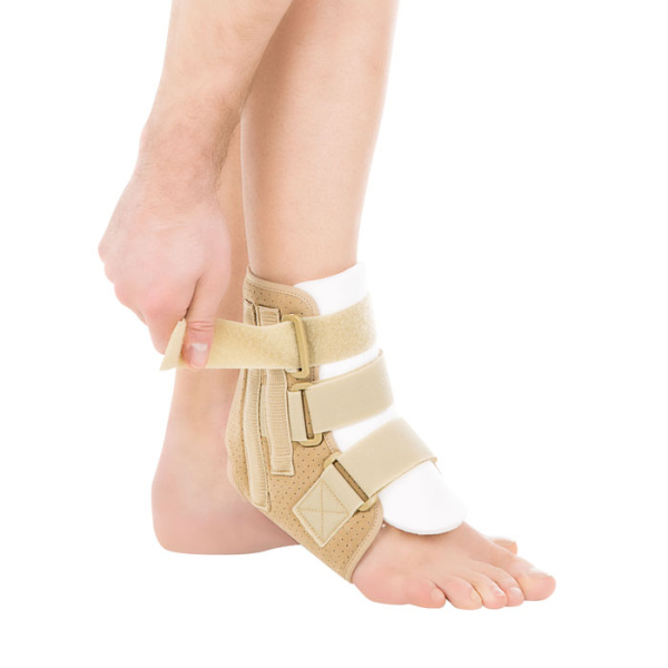 Бандаж на голеностопный сустав Т.46.29 (Т-8609) Trives Бандаж на голеностопный сустав Т.46.29 (Т-8609) Trives