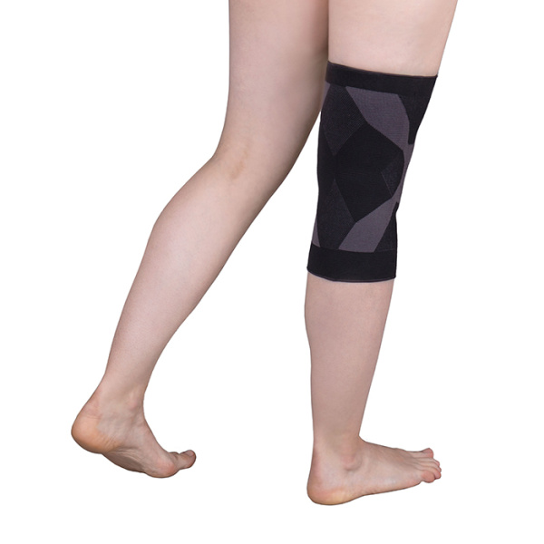 Бандаж компрессионный на коленный сустав Т-8519  Trives Бандаж компрессионный на коленный сустав Т-8519  Trives